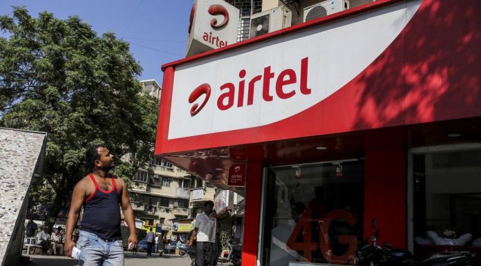 Airtel Plans Paring $4.6 Billion of Debt in Three Years